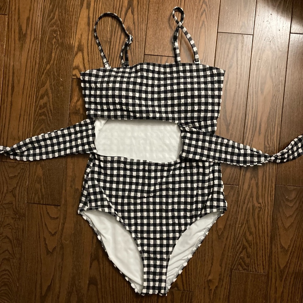 Aerie Black and White Gingham One Piece Swimsuit - Picture 3 of 12